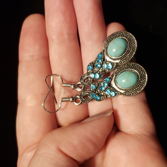 Boho earrings - Picture 2 of 2